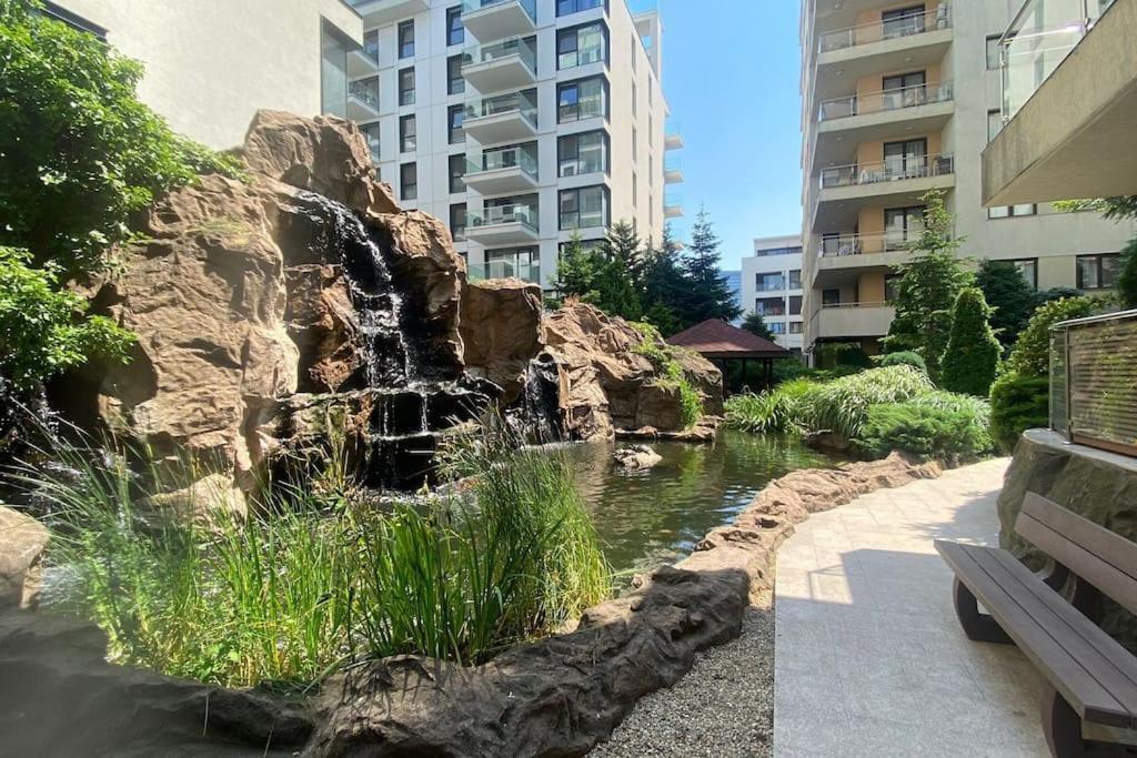 North Area Lake View Studio Bucareste Exterior foto
